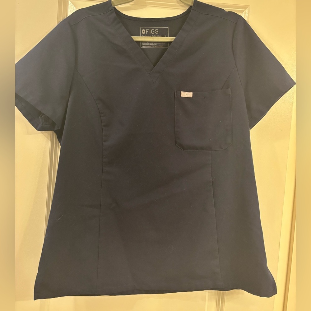 FIGS navy Caterina slimfit L top